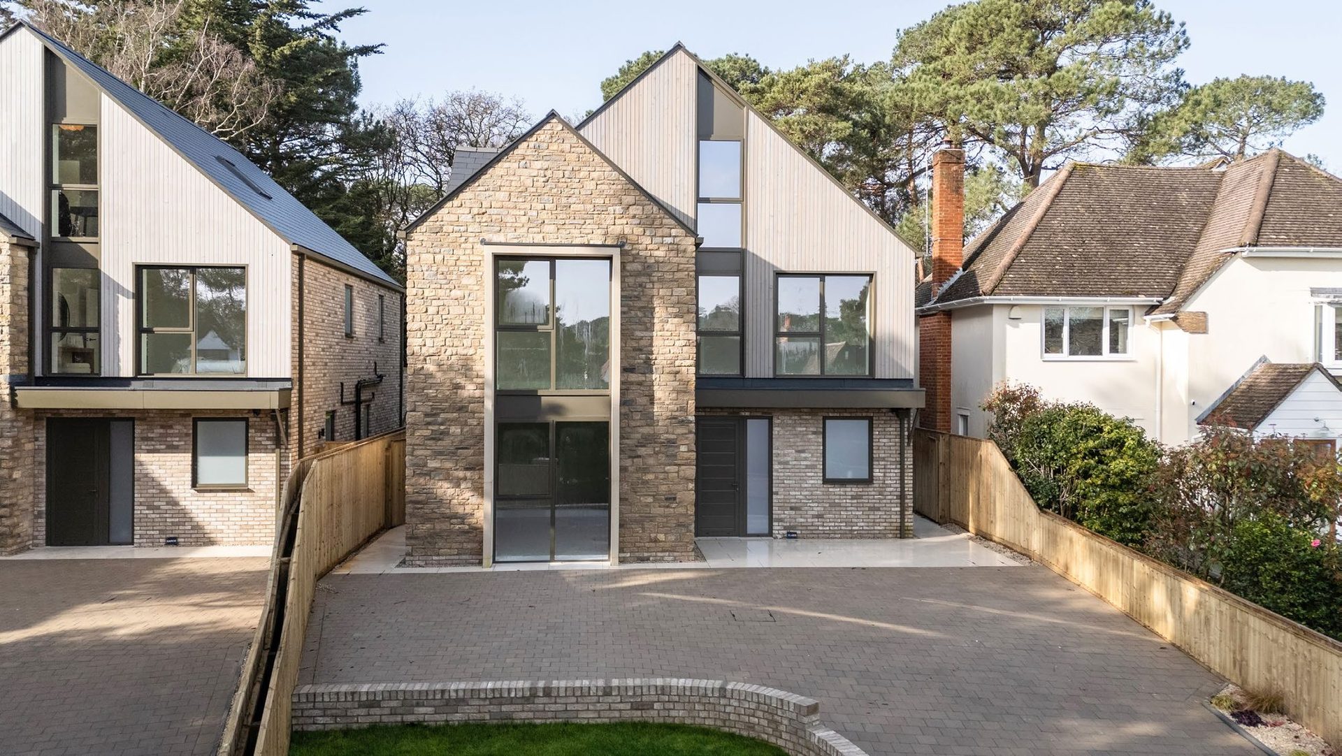 Elaris, Greenwood Avenue, brand-new contemporary home in Lilliput