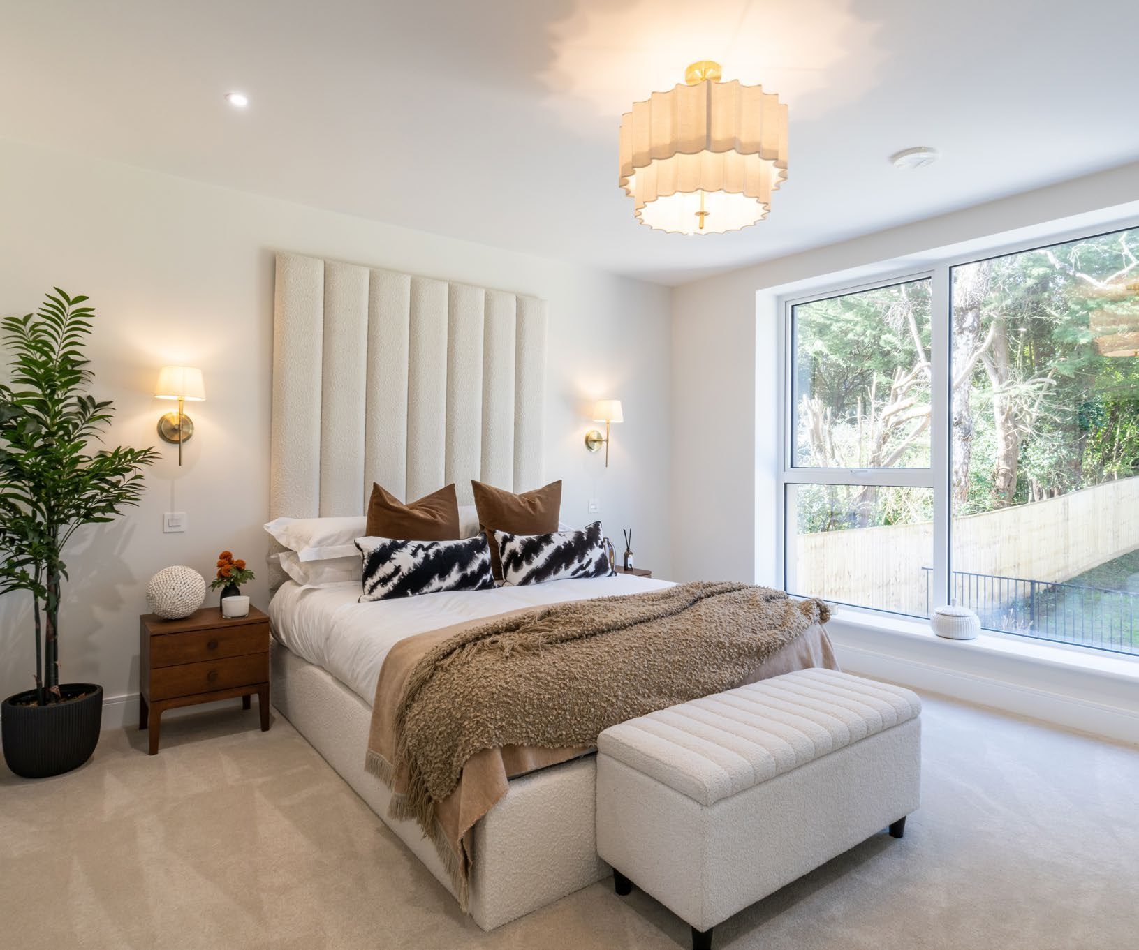 Principal bedroom